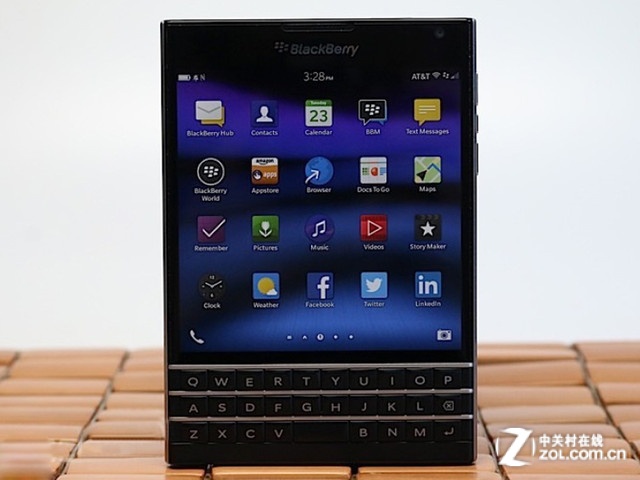 高配全鍵盤 黑莓Passport Q30報(bào)2080元 