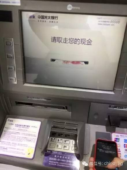 Apple Pay入華后，手機(jī)支付死亡通知書下給了運(yùn)營(yíng)商？