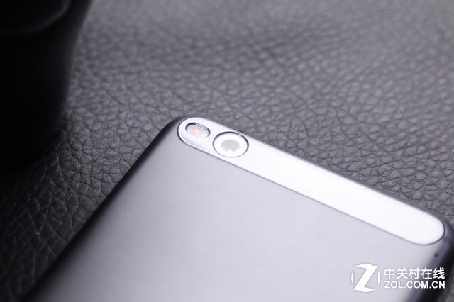 好色之“圖” 見(jiàn)證靠譜的HTC One X9