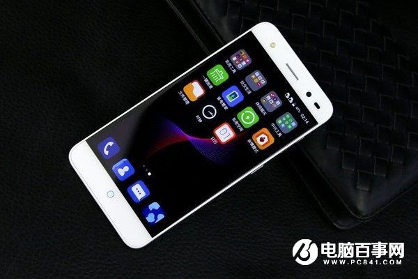金屬指紋手機(jī)降至599元 千元機(jī)市場(chǎng)還能賺錢(qián)嗎？