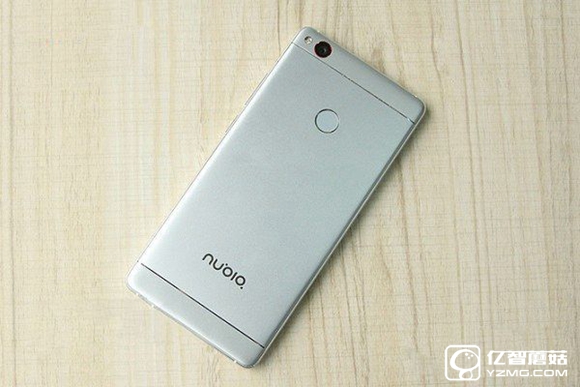 Nubia Z11和一加3哪個(gè)好看 外觀對(duì)比