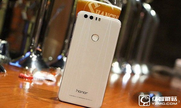 榮耀8和vivo X7哪個(gè)好看 外觀對比