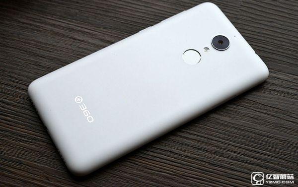 360手機N4S和N4哪個好？360手機N4與N4S區別對比