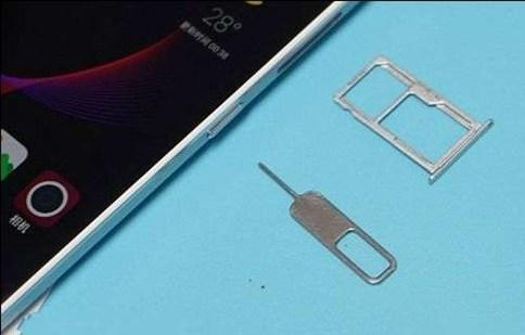 低價來襲！中興Blade ;A2怎么安裝SIM卡？