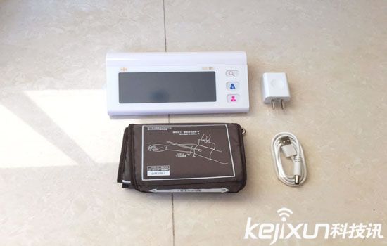 樂心i5s電子血壓儀評測：智能與現實結合 操作性方便的血壓儀