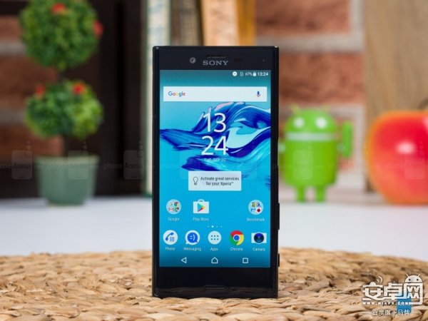 Compact 依舊？Xperia X Compact 評測