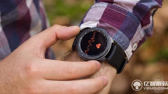 三星Gear S3 frontie更爺們了！但系統(tǒng)真難用