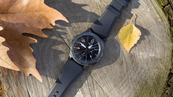 三星Gear S3 frontie更爺們了！但系統(tǒng)真難用