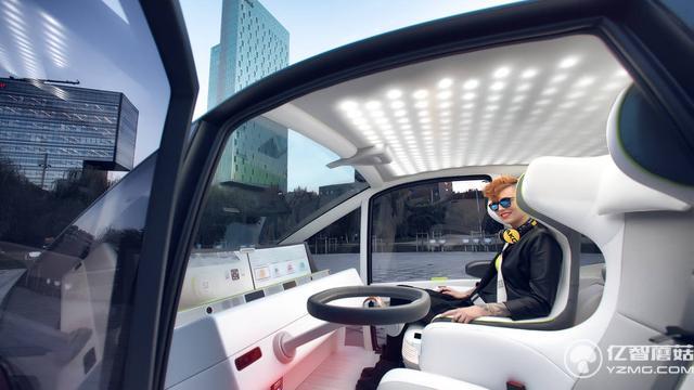 給電動汽車安上VR/AR窗戶是什么體驗？有點像客廳