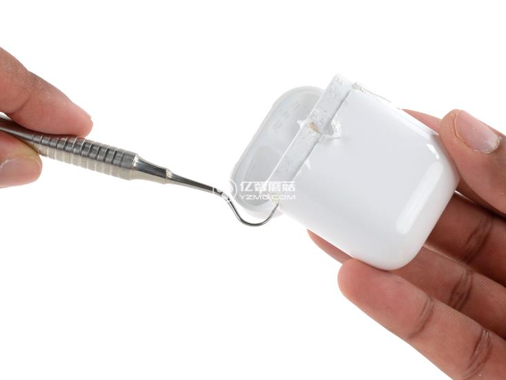 AirPods做工怎么樣 AirPods無線耳機(jī)拆機(jī)圖解評測
