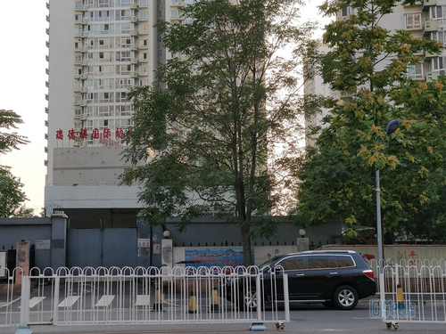 一加5和榮耀9對比評測：實用性再戰(zhàn)顏值 相差300元怎么選？