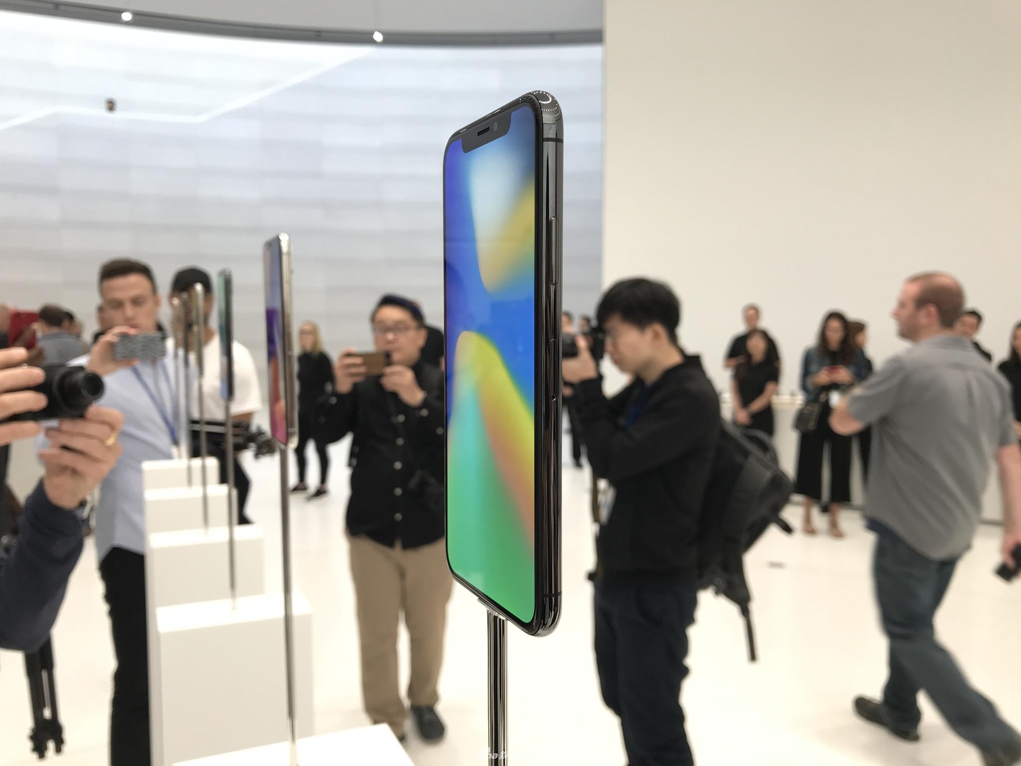 黑白正面沒差別 iPhoneX真機(jī)實拍圖賞(4/13)