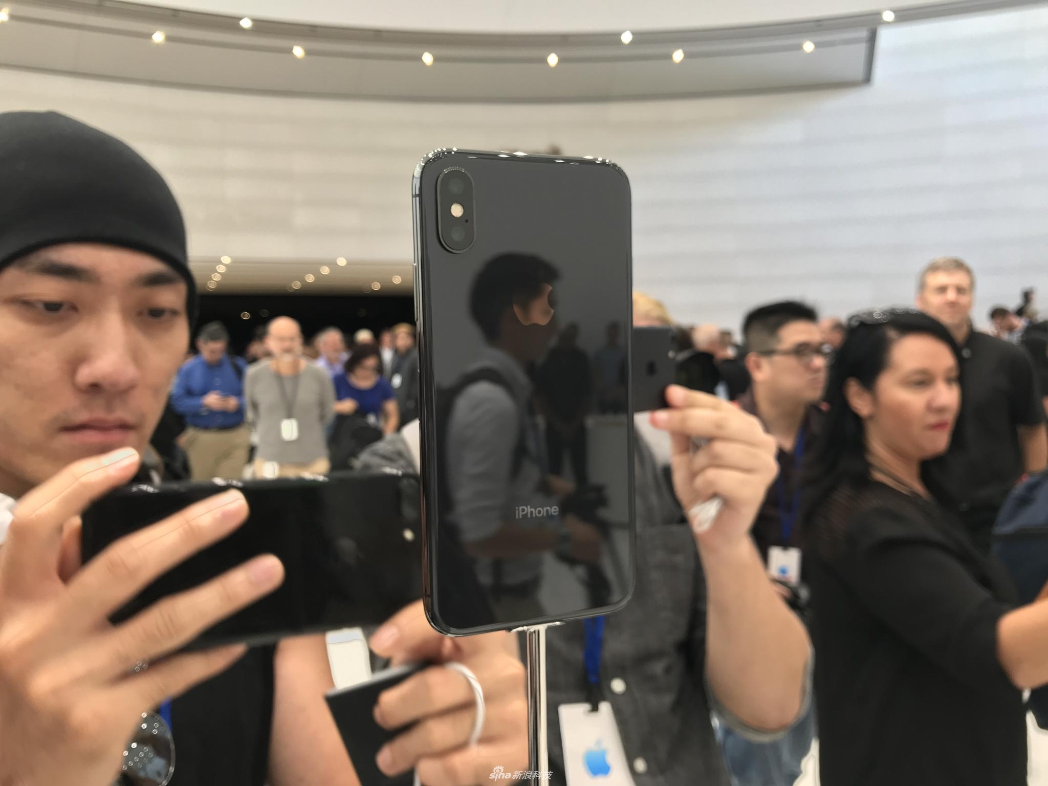 黑白正面沒差別 iPhoneX真機(jī)實拍圖賞(6/13)