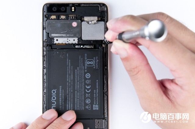 努比亞Z17miniS拆機(jī)圖解評測 深扒nubia Z17miniS做工如何