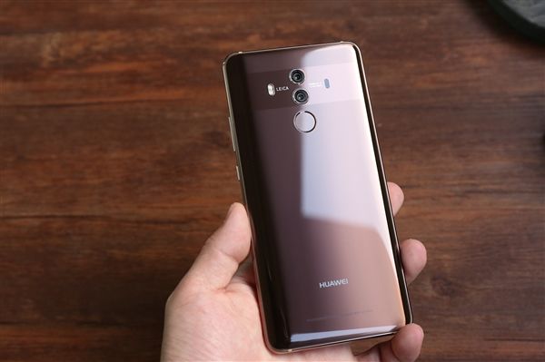 華為年度全面屏旗艦！Mate 10 Pro上手：4899元