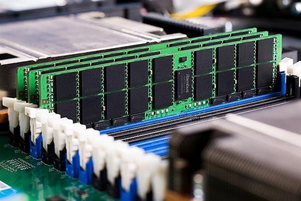 三星電子展示64GB的DDR4內存，稱未來可做到單條256GB