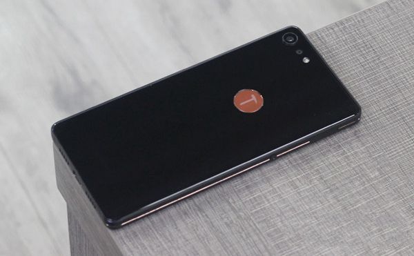 堅(jiān)果3和堅(jiān)果Pro2哪個(gè)好 堅(jiān)果Pro2和堅(jiān)果3區(qū)別對(duì)比評(píng)測(cè)