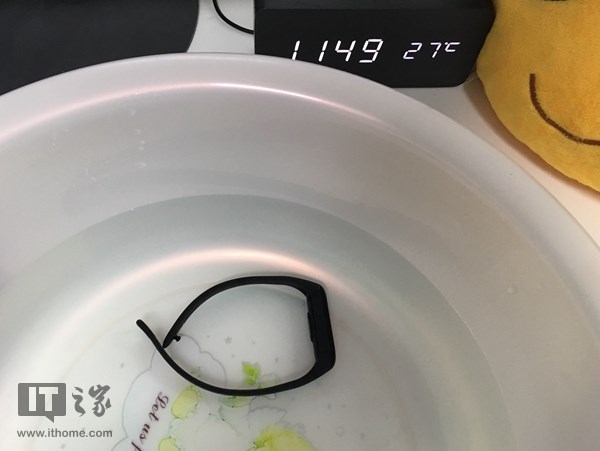 169元的小米手環3值得買嗎？首發小米手環3評測