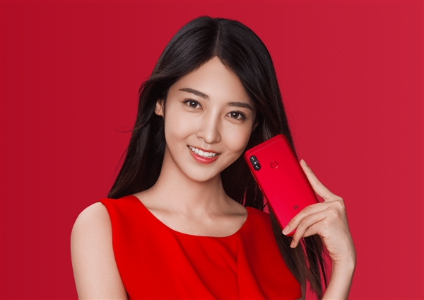 紅米6 Pro正式發(fā)布：小劉海＋4000mAh 999元起！