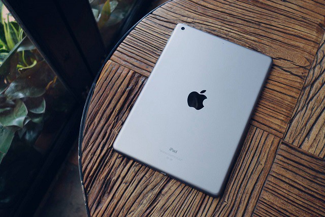 小米平板4和iPad 2018哪個好？2018新iPad對比小米平板4區別