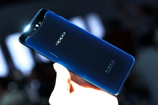 OPPO Find X拆解圖解評(píng)測(cè)：做工扎實(shí)、十足黑科技感