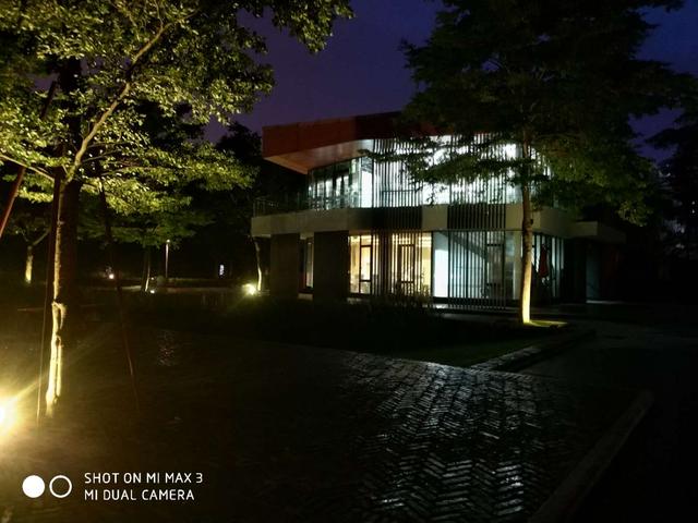 榮耀Note10和小米Max3對比評測 巨屏手機選哪款好？