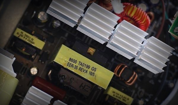 怎么看電源質(zhì)量好壞？八招教你判斷電腦電源用料是否縮水