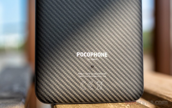 小米Pocophone F1評測 當(dāng)今最便宜的驍龍845手機(jī)