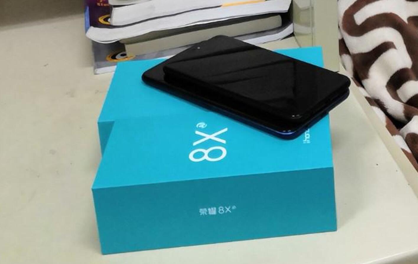 榮耀8X、榮耀8X Max開啟預約 9月5日正式發布