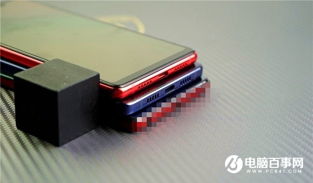 堅果Pro2s和小米8se哪個好？堅果Pro2s對比小米8se區(qū)別評測