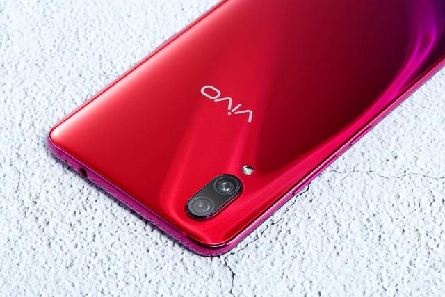 vivo X23怎么樣 vivo X23參數(shù)配置與圖賞