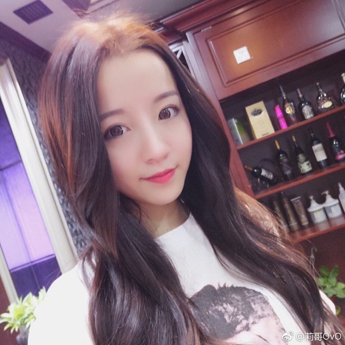 身價5000萬女主播被拘留：修養配不上財富，“莉哥”是誰？
