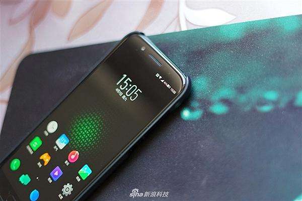 黑鯊游戲手機黑鯊Helo發布：驍龍845+雙液冷，售價3199元起