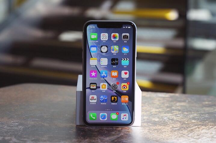 蘋果iPhone XR手機(jī)24小時(shí)制設(shè)置教程 iPhone XR時(shí)間怎么設(shè)置？