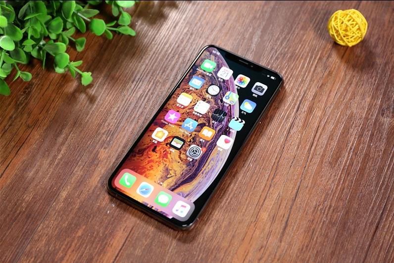 華為Mate 20 X對比iPhone XS Max：誰才是最強游戲旗艦！