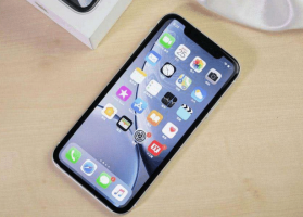 蘋果iPhone XR一夜之間跌至“白菜價(jià)”，網(wǎng)友：后悔買早了